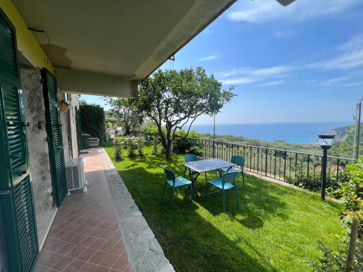 Bikeandclimb B&B Finale Ligure Exterior photo